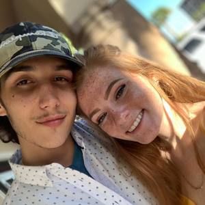 Meet your Posher, Avery